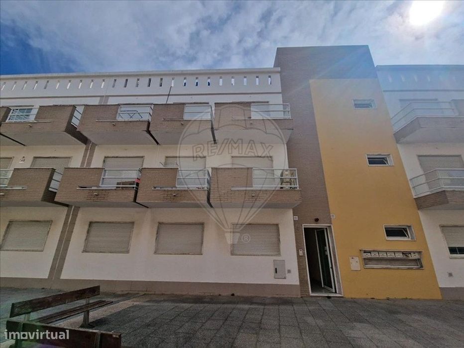 Apartamento T3 para venda — Palhais E Coina, Setúbal