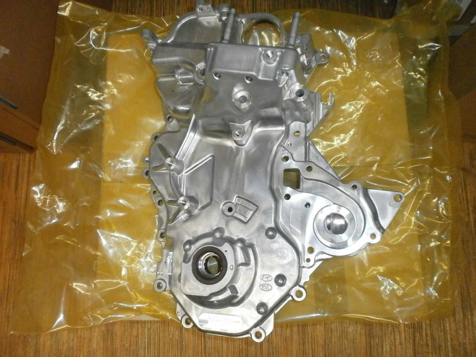 Pokrywa łańcucha rozrządu HYUNDAI i10 nr kat. 2135004600