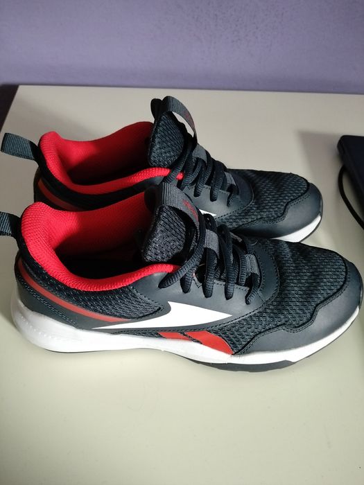 Buty Reebok 36 super stan