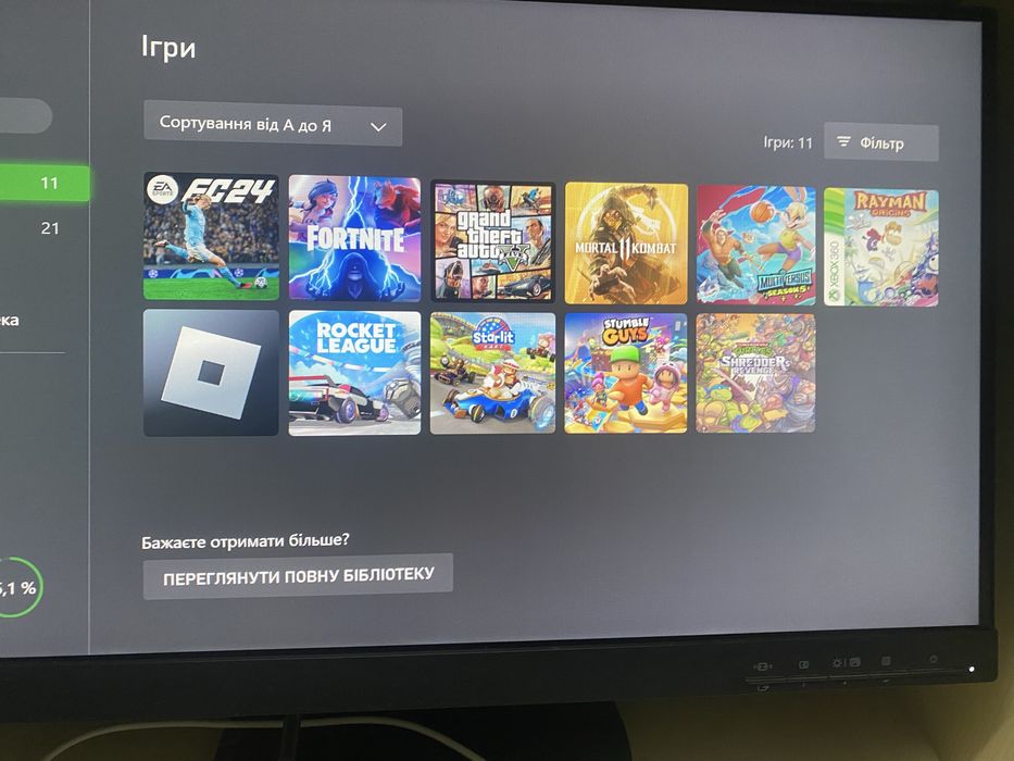 Xbox One S 500 GB + GTA V, FIFA 24, геймпад без кришки