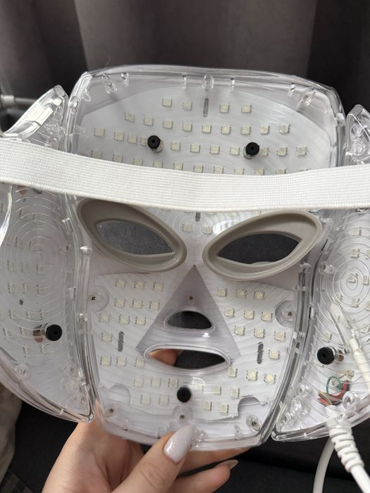 LED маска для обличчя | Фототерапія | Омолодження та лікування акне…..