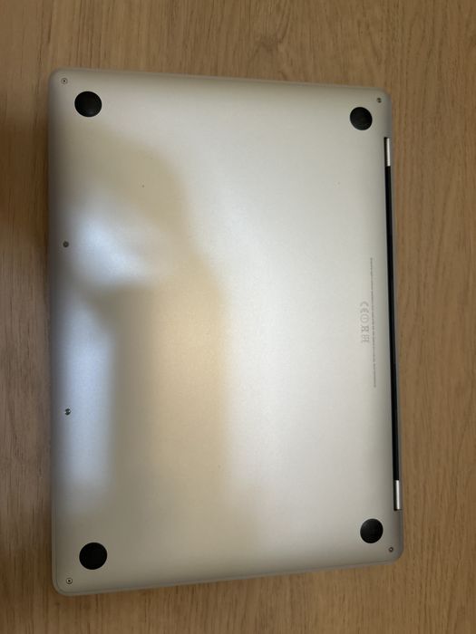 Macbook Pro 2017 Modelo A1708 256GB SSD / 8GB RAM