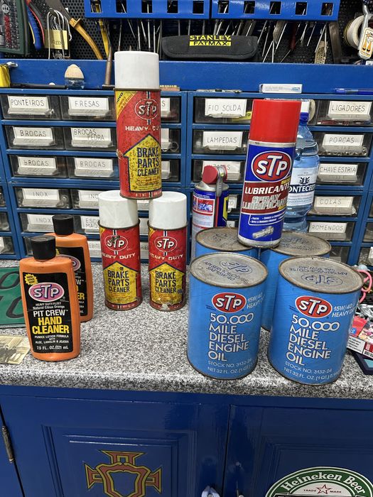 Expositor stp em bom estado