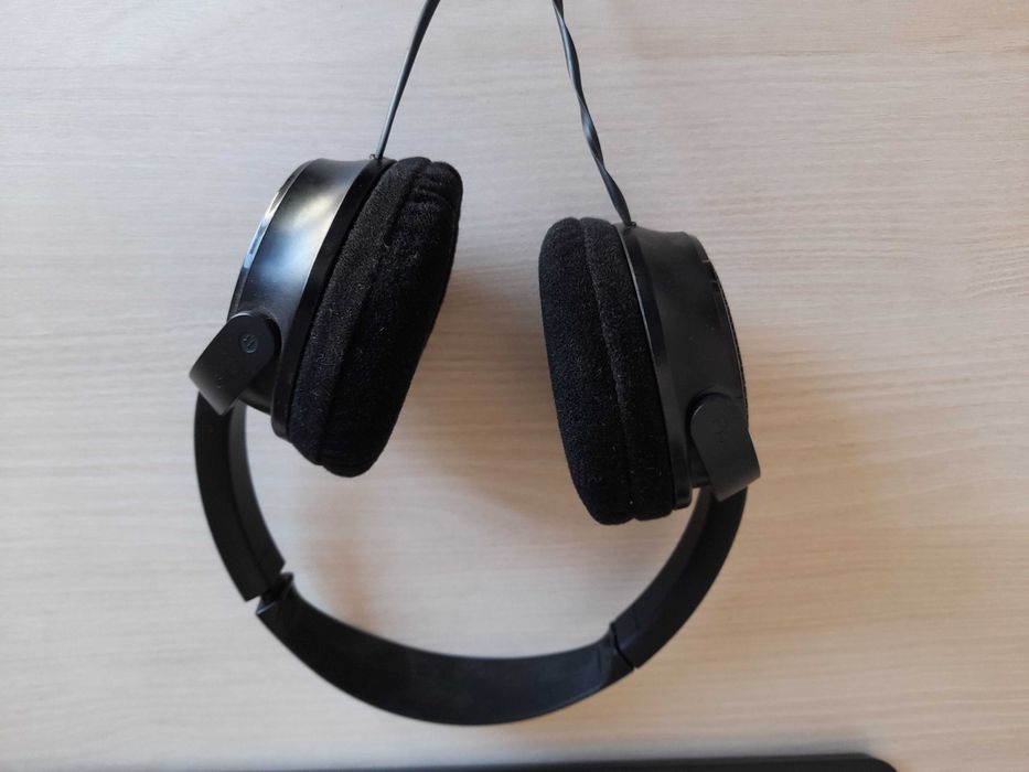 Słuchawki nauszne bez mikrofonu przewodowe SONY