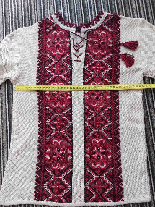 Вишиванка в'язана для хлопчика
