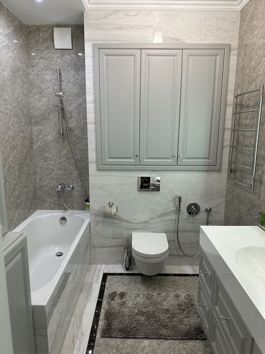 2 поверх!!!Довгострокова оренда 3- кімн квартири у центрі.