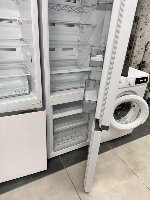 Lodówka   Sharp Pełny Nofrost A++ Bezszronowa Promocja
