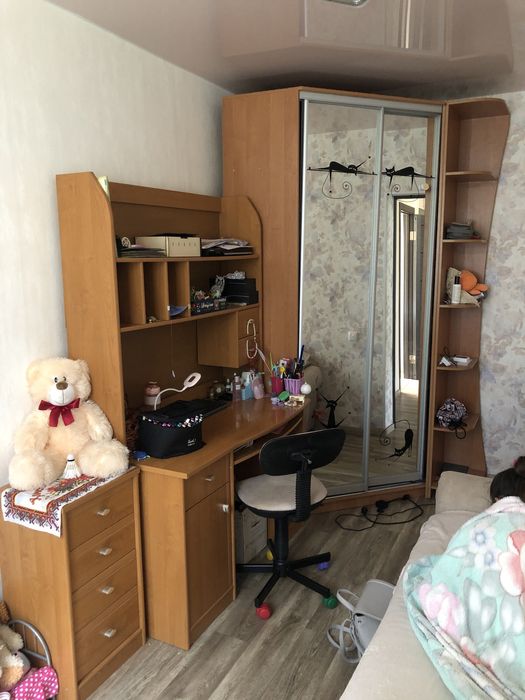 Продам 3-х комнатную квартиру в р-не восьмиквартирная