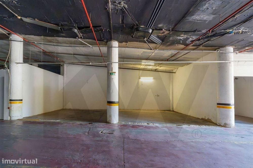 Lugar de estacionamento privativo – Aparthotel Paraíso de Albufeira