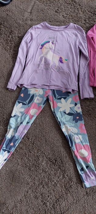 Dwa komplety w rozm 140