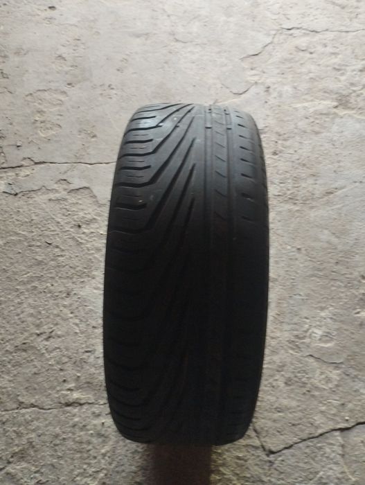 Продам шини 4 шт
