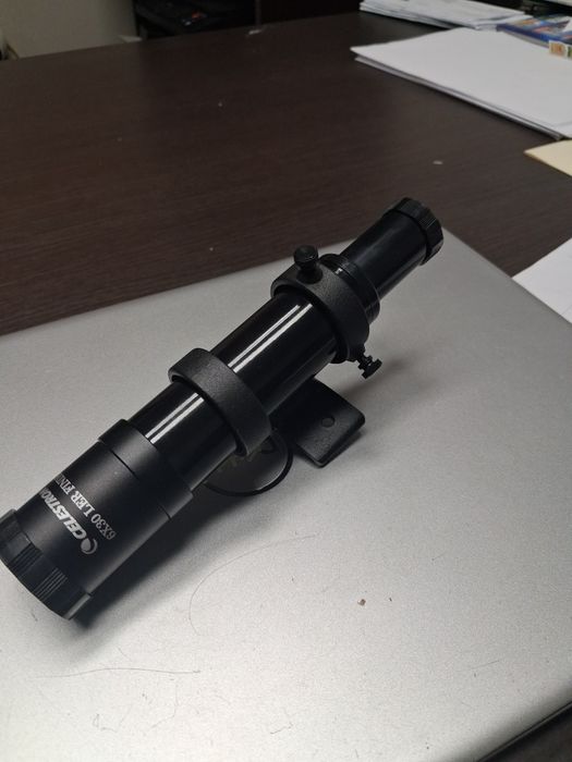 Szukacz Celestron LER 6x30 + stopka do Celestrona