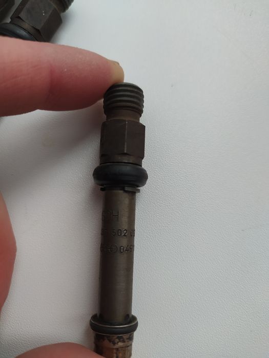 Форсунки Фольксваген гольф, Ауді мотор 1.8GX 437502026