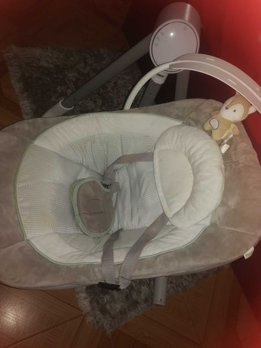 Artigos diversos de bebé