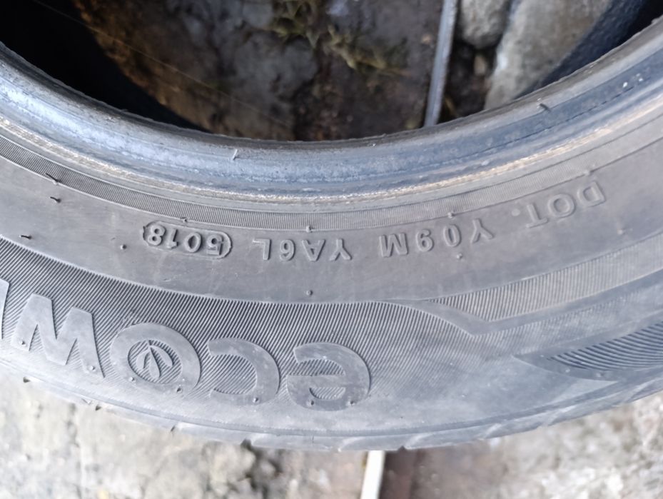 Літні шини 185*65 r15 kumho ecowing es01