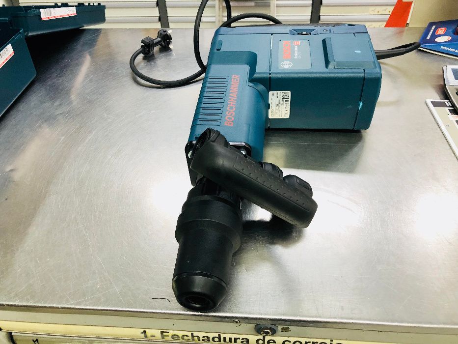 Martelo demolidor SDS-Max 11 Kg Bosch GSH 11 E Professional