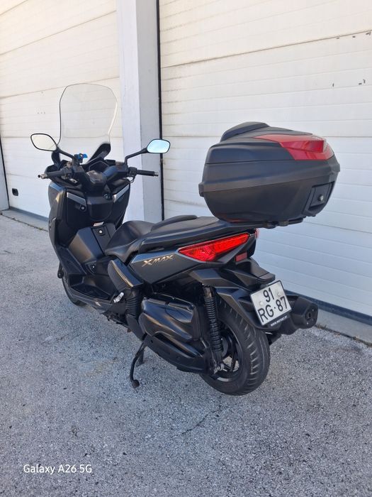Yamaha x-max 400