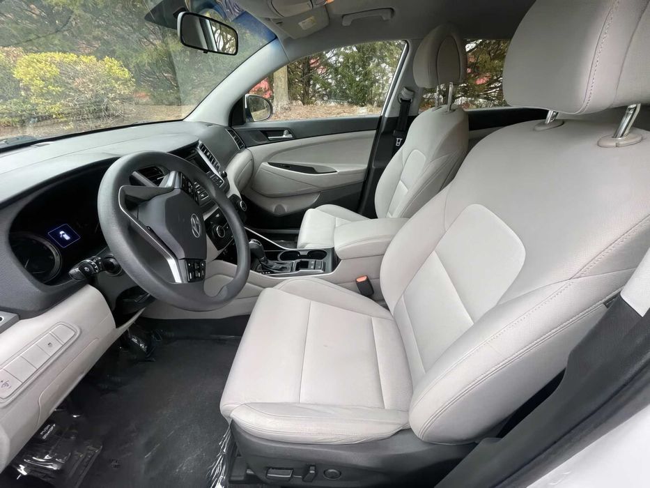 Hyundai Tucson      2017