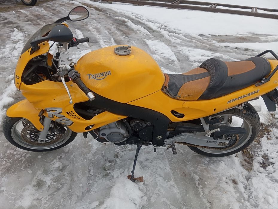 Triumph 955i 2000rok