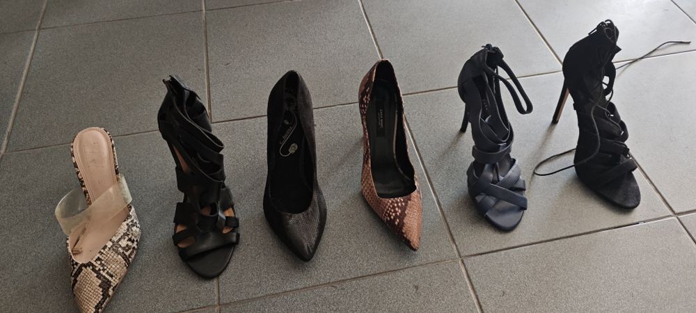 Sapatos Zara e outros