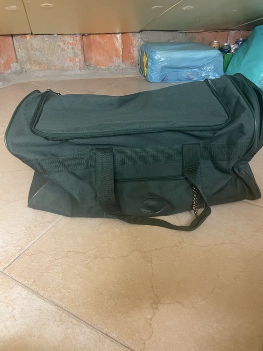 Sacos/malas de viagem como novas