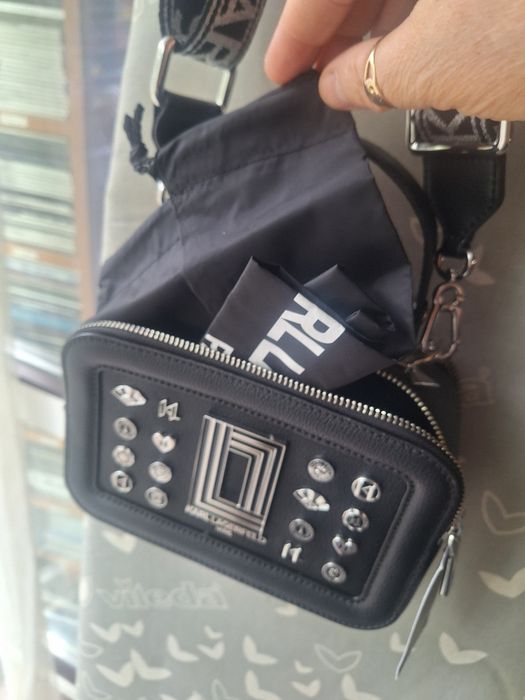 Oryginalna Torebka KARL LAGERFELD PARIS Simone Camera Crossbody Bag