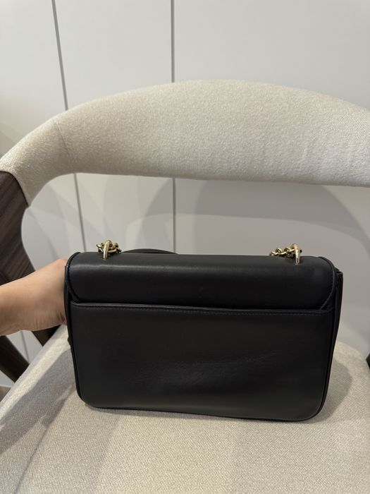 Чорна шкіряна сумка Furla оригінал — zdjęcie 3