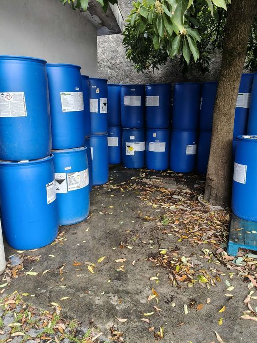 Bidões plásticos 205 lts como novos