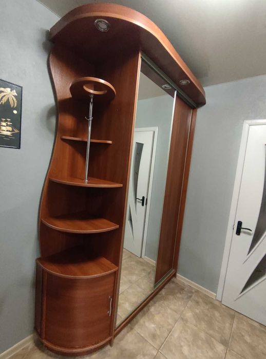 Продам шкаф-купе: 2 500 грн. - Мебель для гостиной Харьков на Olx