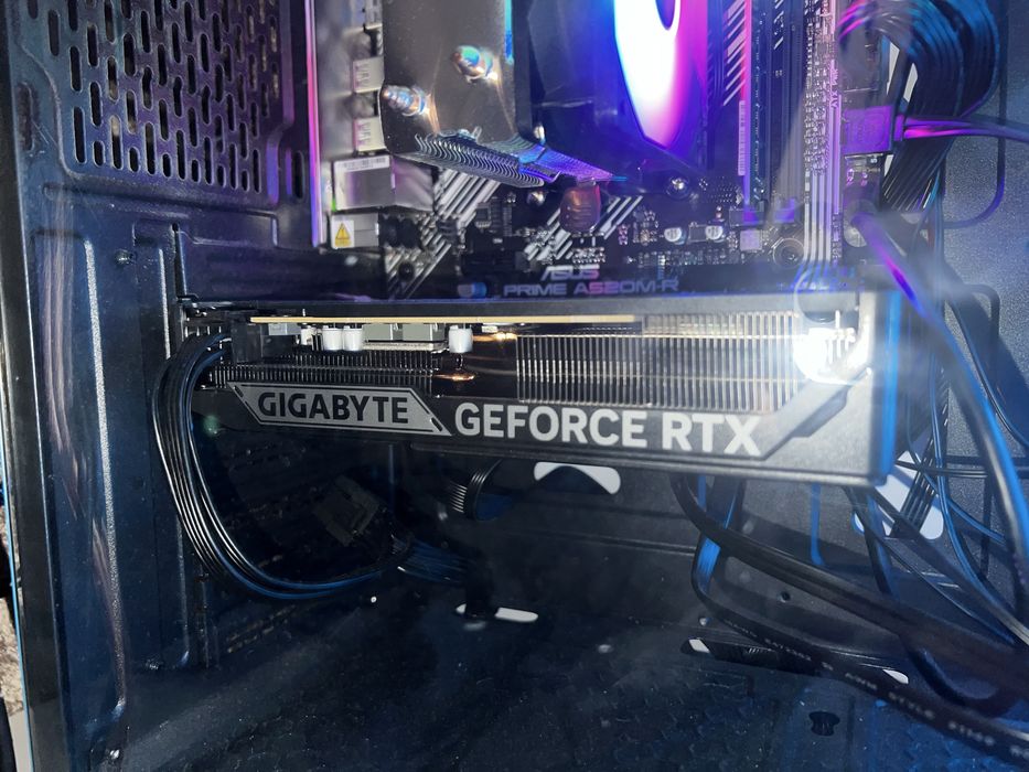 Продам Geforce rtx 5060 8гб