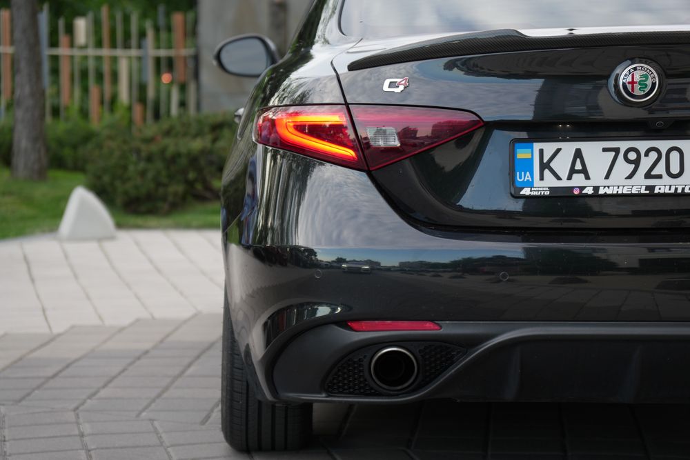 Alfa Romeo Giulia 2017 VIN ZARFAEEN6J7563965 фото оголошення 14 з 24
