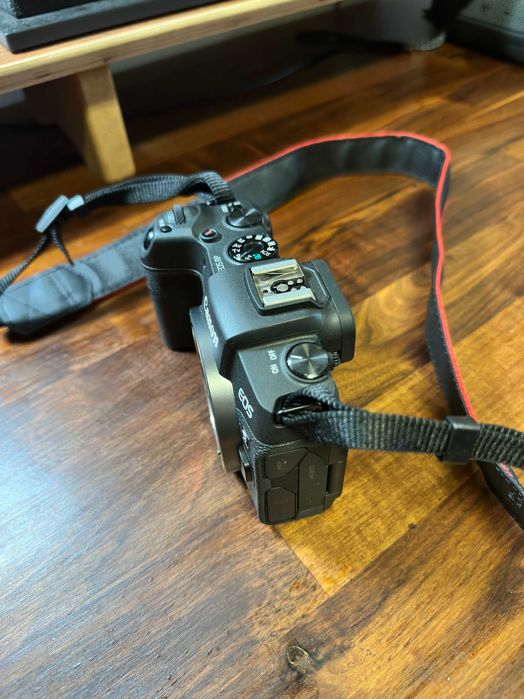 Canon EOS RP - Full Frame - Mirrorless