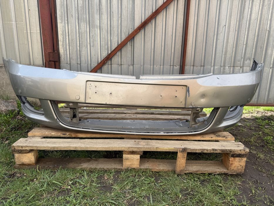 Бампер передний Skoda Octavia A5