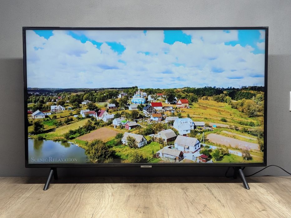 Samsung UE43NU7099 Smart TV Tizen OS 4K HDR / 2019