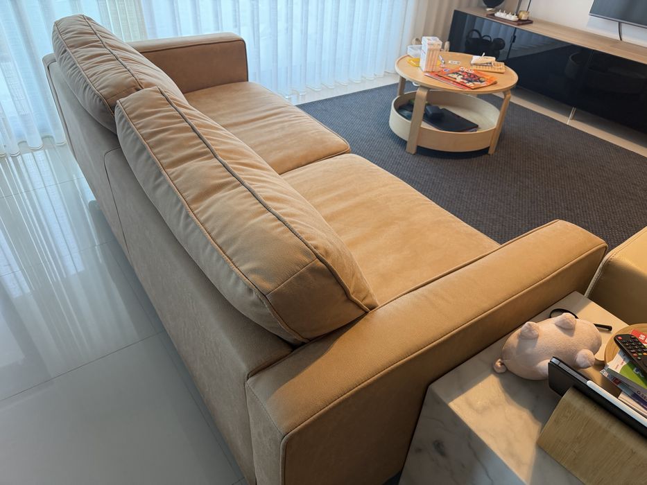 Sofa Beliani - 3 lugares - comprado em março 2025.