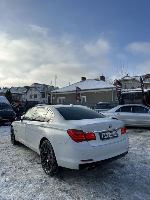 BMW 7 F02 3.0 benzyna/skora/Long/bez wypadkowa