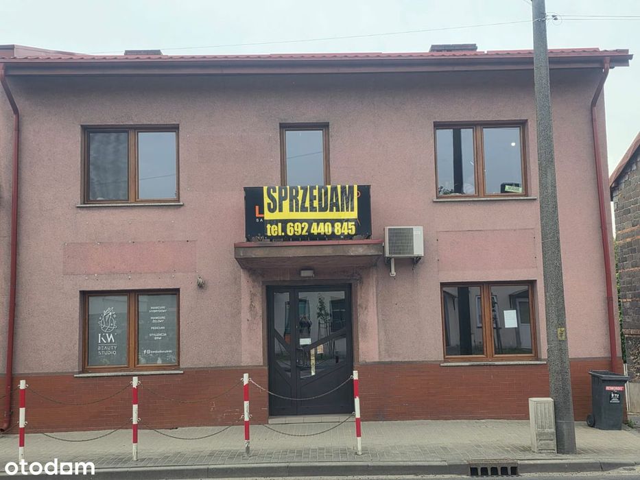 Lokal usługowy z parkingiem i klimatyzacją 262 m²