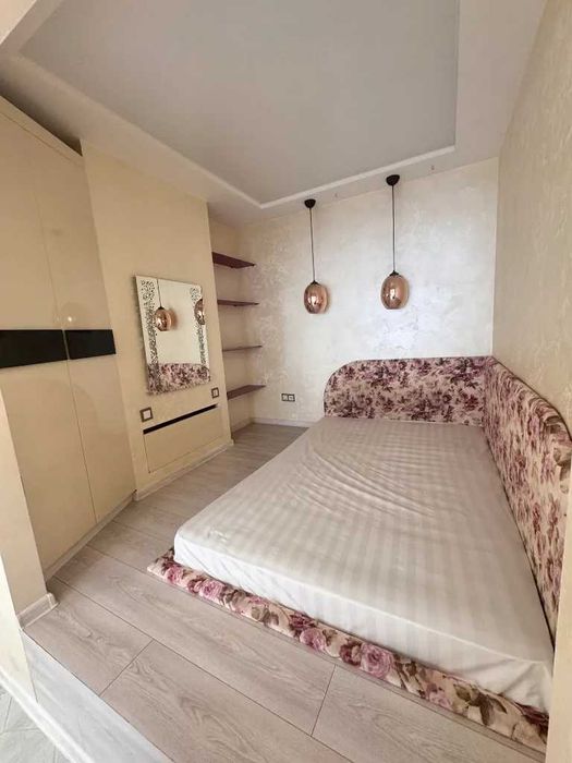 Оренда яскравої квартири-студії в ЖК "Набережний квартал"