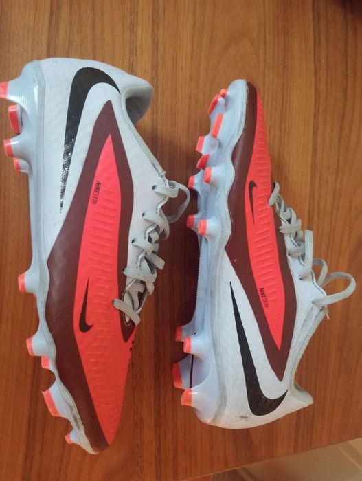 Chuteiras Nike Phanton 37.5 modelo elite como novas