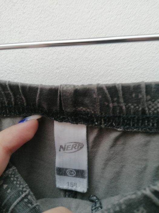 Pijama Cinzento Caqui alusivo à Nerf