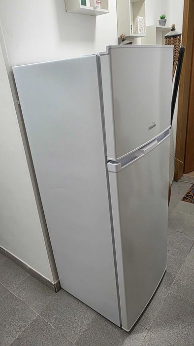 Frigorífico usado como novo