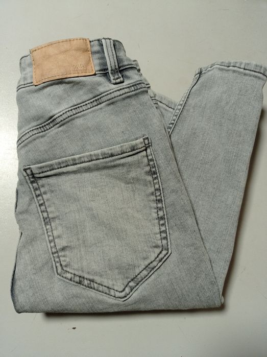 Jeansy Zara r 34 damskie