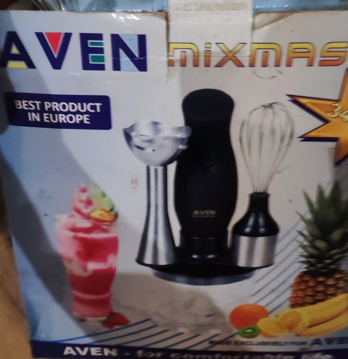 Blender aven czarny