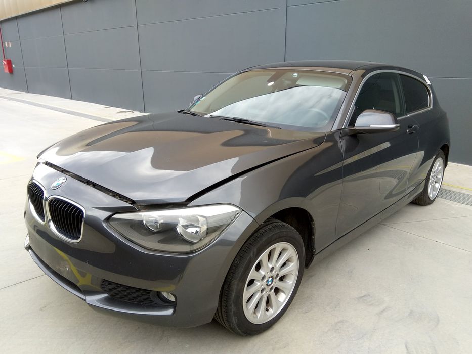 BMW 1 - 2012 - Para Peças