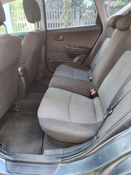 Kia cee'd kombi 1.4 90KM