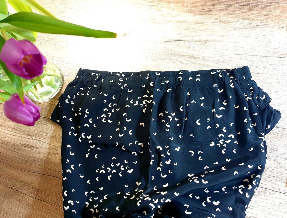 Macacão preto e branco da marca Seanna