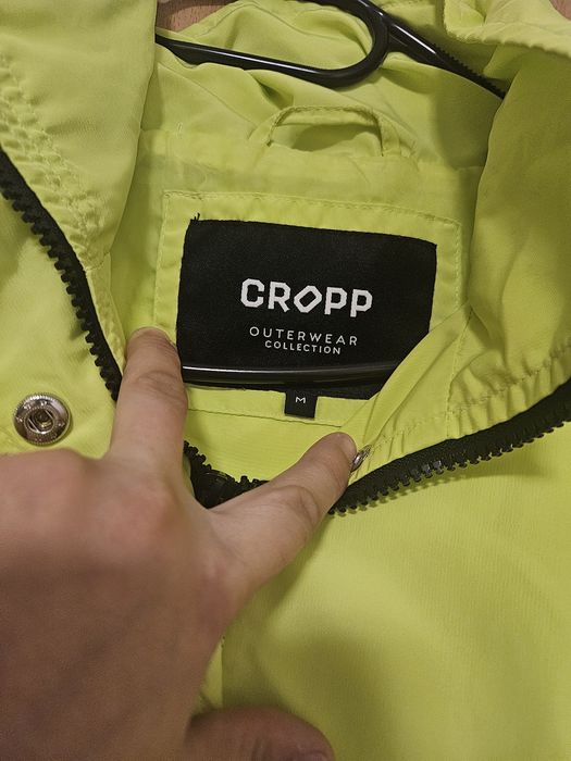 Neonowa kurtka Cropp, rozmiar M, damska