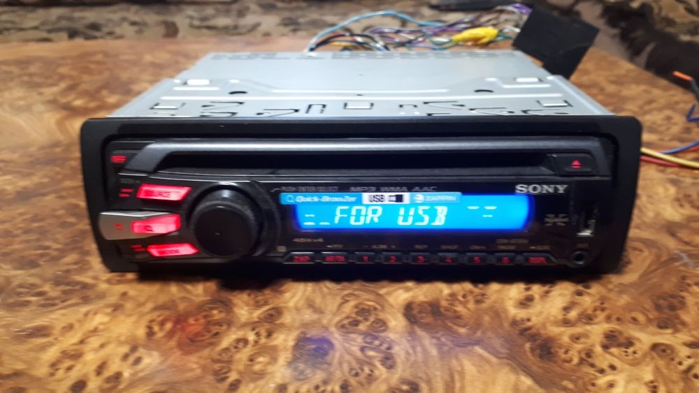 Продам автомагнітолу sONY CDX-GT 35U..