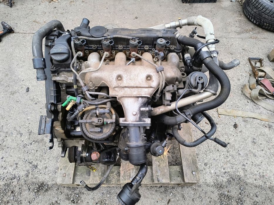 Citroen C8 Peugeot 807 - Silnik 2.2 HDi 4HW 10DZ33 kpl. pompa wtryski