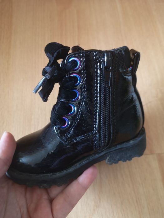 Butki dziewczęce r21